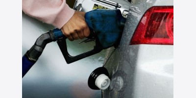 Giá xăng trong nước ngày mai có thể giảm sâu 1.000 đồng/lít
