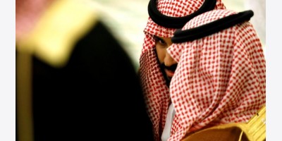 Washington nhắm đến giải pháp cứu cánh bằng đô la cho UAE giữa cú sốc nguồn cung dầu tại eo biển Hormuz