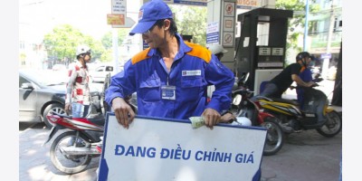Giá xăng quay đầu giảm mạnh, dầu giảm tới hơn 1.000 đồng/lít