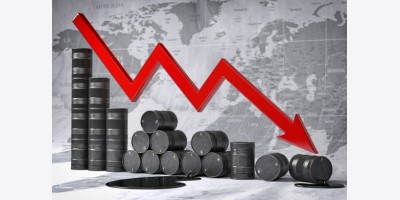 Giá xăng giảm xuống dưới 4 đô la/gallon trong khi giá dầu đảo chiều xu hướng giảm