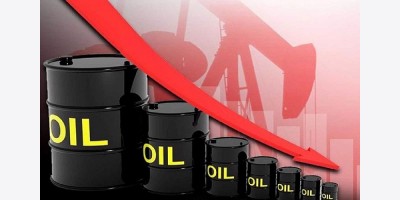 Giá dầu tiếp tục “lao dốc không phanh”