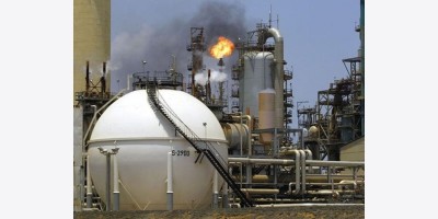 Hỏa hoạn làm gián đoạn hoạt động tại nhà máy lọc dầu lớn nhất Ecuador