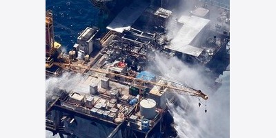 Nhà máy lọc dầu Whiting của BP bị ảnh hưởng bởi lũ lụt và đốt bỏ khí