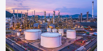 Ukraine tăng cường các cuộc tấn công bằng máy bay không người lái vào cơ sở hạ tầng dầu mỏ của Nga