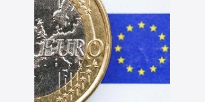 EU phê duyệt khoản vay 90 tỷ euro cho Ukraine sau khi kế hoạch sử dụng tài sản bị đóng băng thất bại