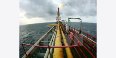 Đường ống dẫn dầu thô của UAE đi vòng qua eo biển Hormuz đã hoàn thành 50%, ADNOC cho biết