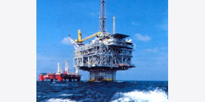 Hoạt động khoan thăm dò dầu khí tại Mỹ chững lại khi giá dầu giao dịch quanh mốc 100 đô la Mỹ