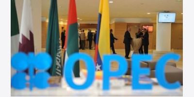 OPEC+ mở lại tranh cãi về năng lực sản xuất dầu của các thành viên