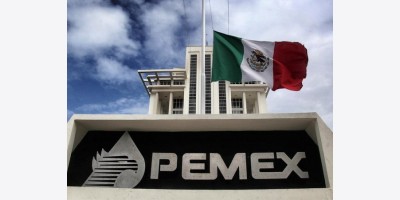 Cháy nhà máy lọc dầu buộc Mexico phải thay đổi kế hoạch cắt giảm xuất khẩu dầu