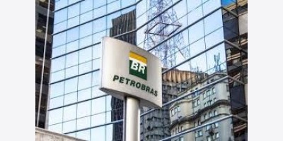 Petrobras cắt giảm kế hoạch đầu tư do giá dầu thấp