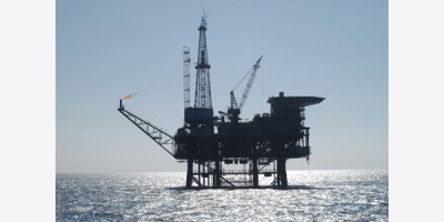 Queensland tìm cách đẩy nhanh tiến độ dự án mỏ dầu mới đầu tiên của Úc trong 50 năm