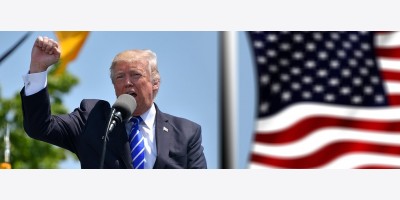 Trump báo hiệu sự thay đổi chiến lược: Trung Quốc có thể mua dầu của Iran