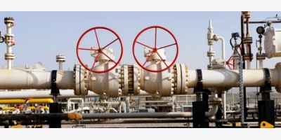 Các gã khổng lồ dầu mỏ tìm mua cổ phần trong dự án xuất khẩu LNG mới của UAE