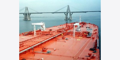 Lệnh phong tỏa của Mỹ làm chậm xuất khẩu nhưng tàu chở dầu vẫn tiếp tục hướng về Venezuela