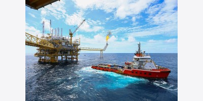 Bão buộc Kazakhstan phải tạm dừng xuất khẩu dầu từ Biển Đen