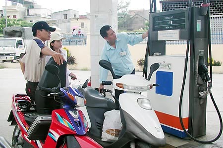 Xăng dầu trước nguy cÆ¡ tăng giá!, Tin tức trong ngày, tang gia xang, xang dau the gioi, xang, sinh vien, thu nhap, tin tuc 24h